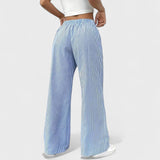 Maria - Sproščene hlače z elegantnimi detajli