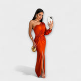 Elisa - Elegantna in sofisticirana obleka