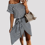 Mariana - Črtasta obleka