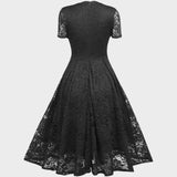 Mara - Čipkast cvetlični obleki