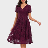 Mara - Čipkast cvetlični obleki