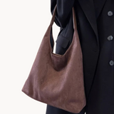 Carter - Časovno neomejena in elegantna ženska torba