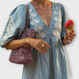 Sílvia - Tiskana obleka za breznaporno eleganco