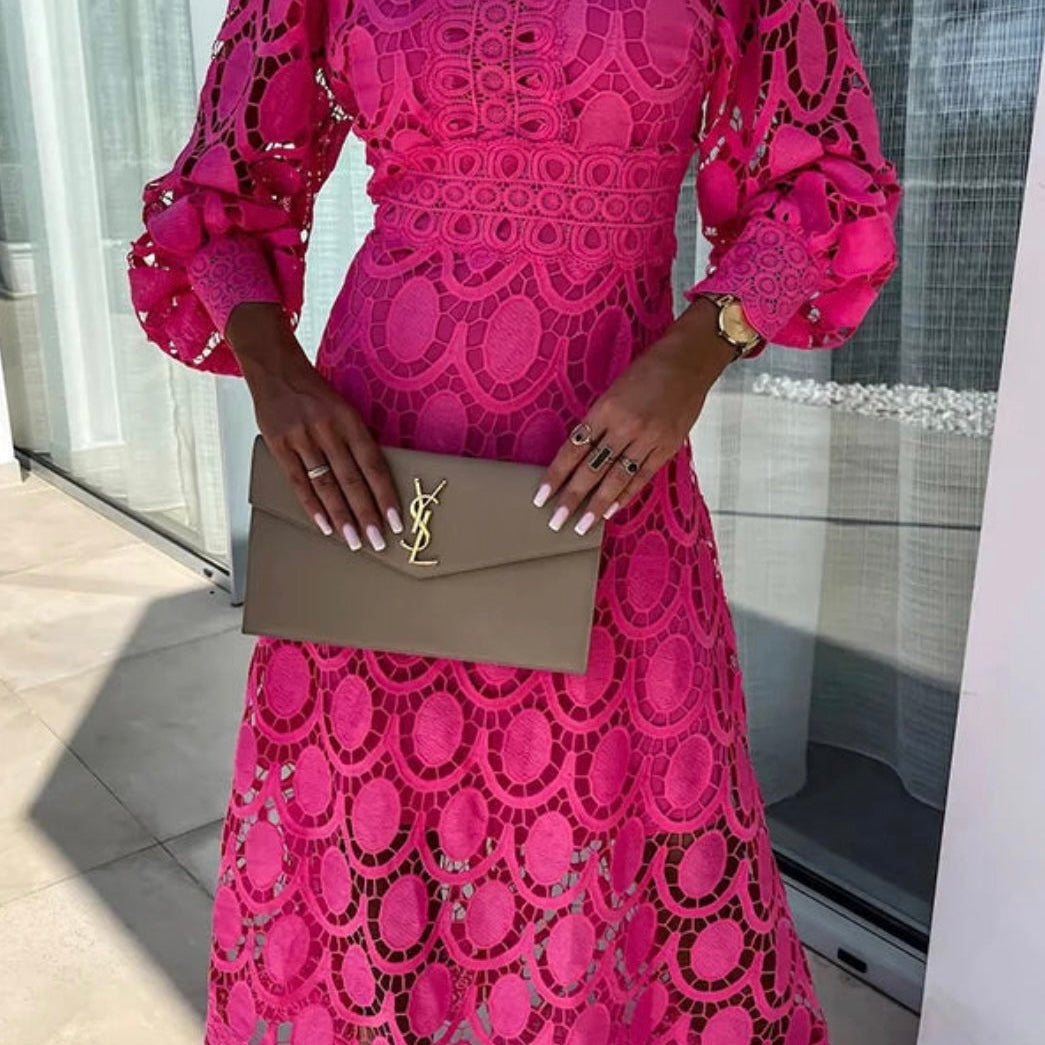 Ami - Elegantna čipkasta obleka