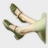 Tainara - Elegantne balerinke s sofisticiranimi detajli