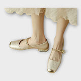 Tainara - Elegantne balerinke s sofisticiranimi detajli