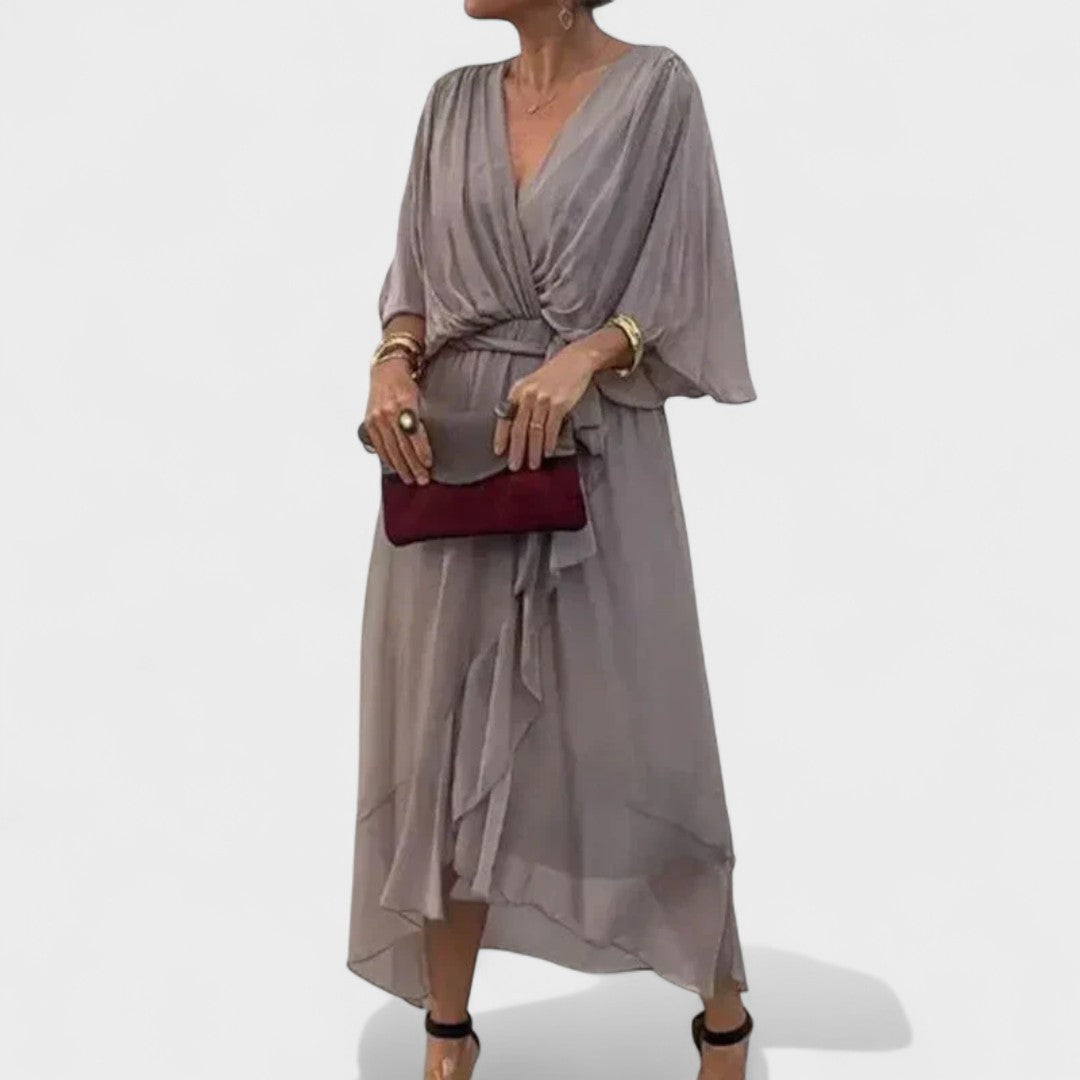 Patricia - Oblačilo z Zanko in Ročnimi Detajli